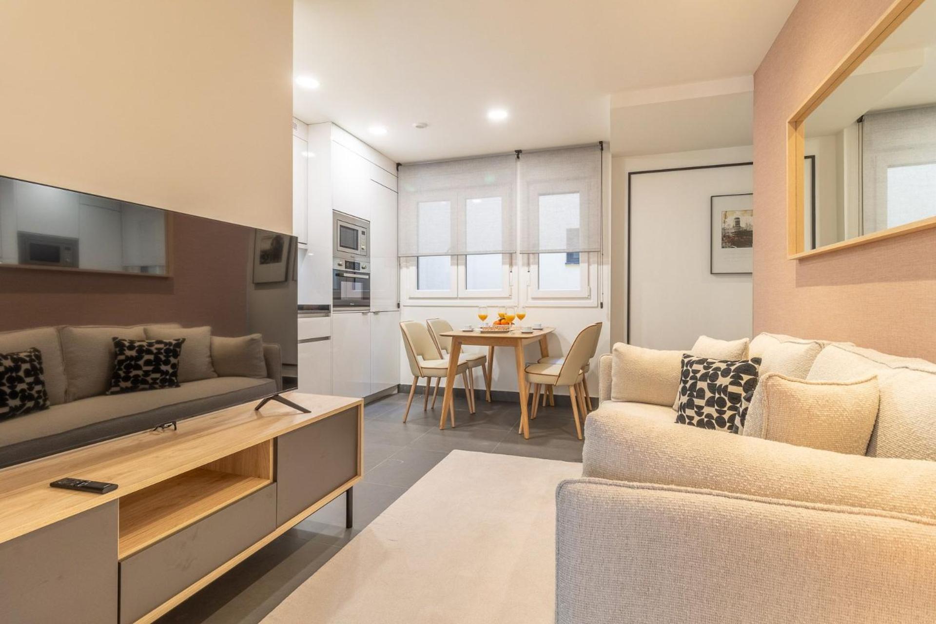 Apartamento Authentic La Latina Getaway Just Steps From Iconic Rastro Latina Toledo X